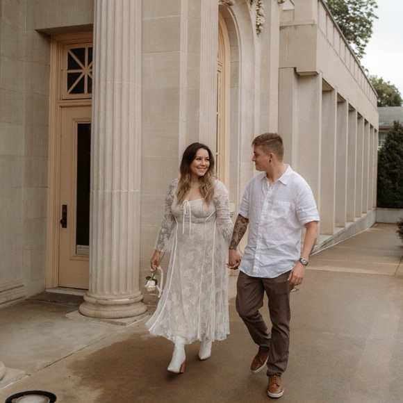 CB inspired Delilah Lace Maxi Dress - Picture 2 of 3